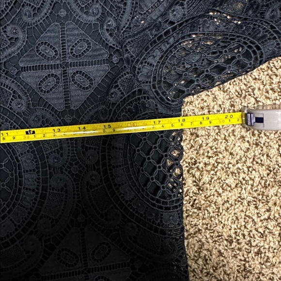 Elegant James Coviello Lace Medallion Women's Blouse sz small - Picture 5 of 5